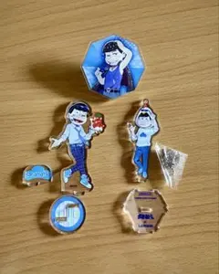 アクリル　クリップ　おそ松さん　カラ松　クレープ　チョロ松　十四松　ローソン