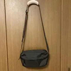 美品　無印良品　背面ポケット付き　撥水ショルダーバッグ　ブラック