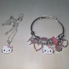ハローキティ　ネックレス&ブレスレット　２個セット　未使用　ピンク