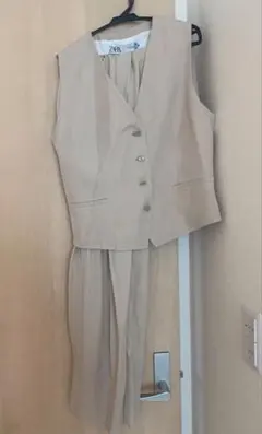 ZARAセットアップ　ベージュ