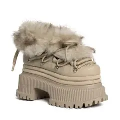 SNUG PLATFORM SHORT BOOTS ベージュ Mサイズ