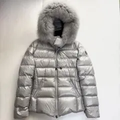 2026年最新】snowman ダウンの人気アイテム - メルカリ