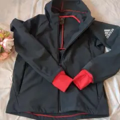 adidas フーデッドジャケット ブラック レッド M
