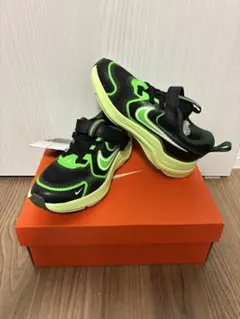 新品未使用　ナイキ コスミックランナー PSV 17センチ