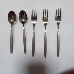 デザートスプーンとフォークのセット　Noritake