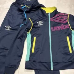 umbro アンブロ　上下　ジャージ 130サイズ ネイビー　キッズ