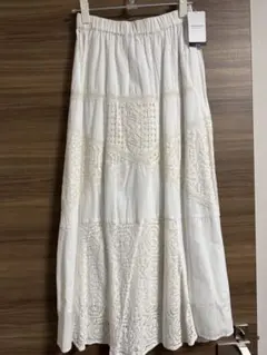 新品タグ付　ベーセーストック　レーススカート