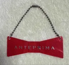 ANTEPRIMA リボン型キーホルダー レッド
