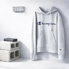 Champion レディース 青タグ パーカー M 美品 カジュアル