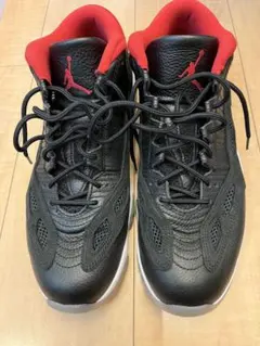 AIR JORDAN 11 RETRO LOW ブラック28.5cm/新品に近い