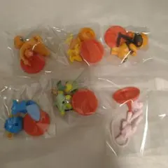 ポケモン チョコエッグ ミュウ ヒトカゲ アチャモ ミズゴロウのサムネイル