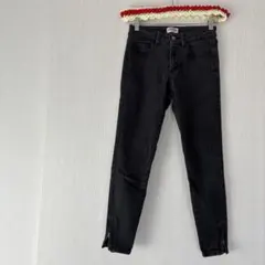 【すぐ発送】ゲスguessスキニージーンズグレーブラック25ss