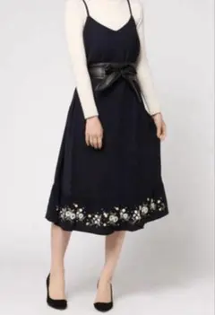 期間限定セール！earth music&ecologyの刺繍キャミワンピース