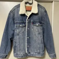 Levi's シェルパ襟付きデニムジャケット