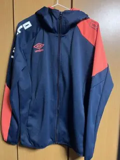 美品umbro フルジップパーカー ネイビー/オレンジ サイズユニセックスのサムネイル