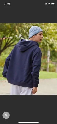 ネイビー ジップアップパーカー