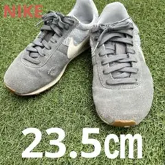 NIKE スニーカー