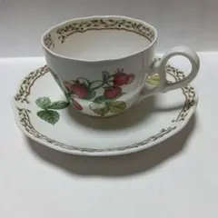 Noritake ラズベリー カップ・ソーサーセット
