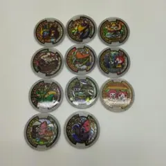 「極美品」妖怪ウォッチ うたメダル4枚セット BANDAI - 妖怪ウォッチ 歌メダル レア キラキラ4枚セット！の