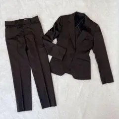 【美品】HILTON パンツスーツ ストレッチ REDA 近年モデル