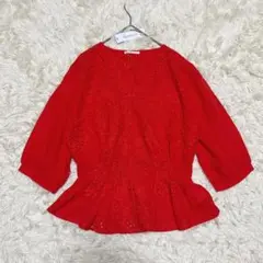 【ニューリーミー】刺繍Vネック五分袖トップス　ウエストゴム　透け感　赤色　M