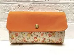 財布　通帳　お薬手帳　カード入れ　ファスナーポケット　じゃばら式　マルチケース