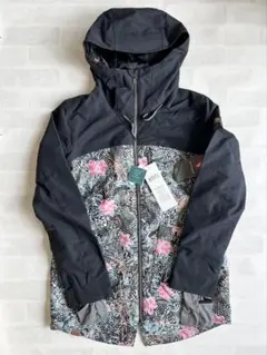 新品 ROXY ロキシー スキーウェア スノーボードウェア ジャケット Sサイズ