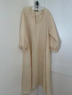 ZARA チュニックワンピース 長袖 クリーム色