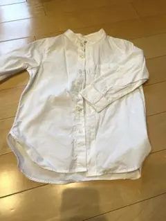 110センチ長袖白シャツ