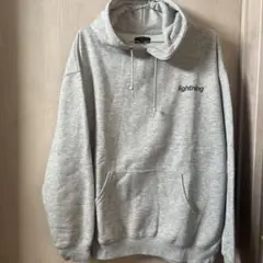 【美品】lightning パーカー　韓国