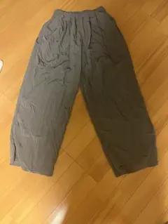 涼感ストレートタックワイドパンツ