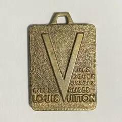 ルイヴィトン ヴィンテージ チャーム プレート LVロゴ 真鍮 当時物のサムネイル