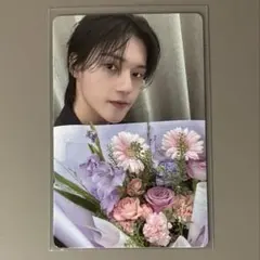 ウヨン ATEEZ GOLDEN HOUR Part5 TOKTOQ 特典 花束 - メルカリ