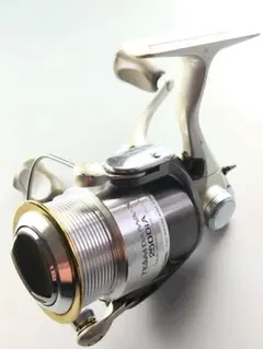 Daiwa TEAM DAIWA X 2500iA スピニングリール2台セット ダイワ トーナメントX 2500iA、エンブレムX 2000iA 2台セット
