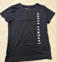 UNDER ARMOUR ブラック Tシャツ XL レディース　スポーツウェア