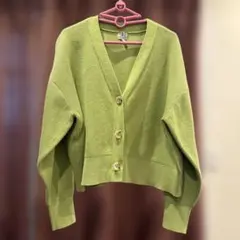 グリーンレーベルリラックシング　リブ編みライムグリーンVネックカーディガン