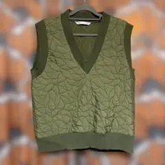 ZARA オリーブグリーン キルティング Vネックベスト