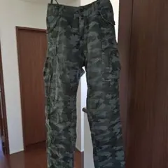 メイソンズ　迷彩柄 カーゴパンツのサムネイル