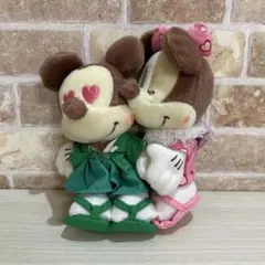 ミッキーとミニーのカップルぬいぐるみ