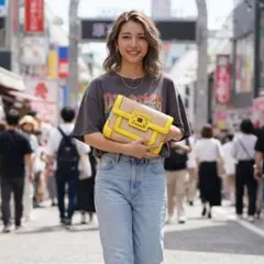 【訳あり】アニヤハインドマーチ ラフィア×エナメル クラッチバッグ 黄のサムネイル