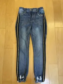 ZIDDY スキニーダメージデニム　140サイズ