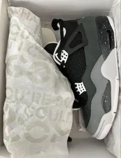 エアジョーダン4 スニーカー