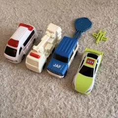 ハッピーセット トミカ 4台セット（JAF・救急車・照明車・トヨタ86など）