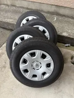 新車外し ハイエース 純正ホイール付 タイヤ 4本セット195/80R/15