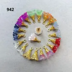 942.ハンドメイドコネクターチャーム