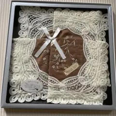SWATOW レース　刺繍 　大判46cm x 46cm ハンカチ　箱付き