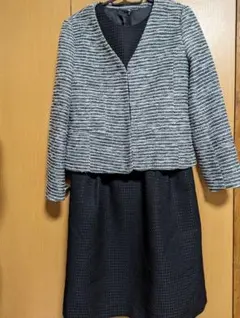 ★新品未使用品ワンピースブラックMサイズ＆ワールドノーカラー白黒ジャケットＬ