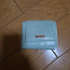 ミントグリーン 三つ折り財布 合成皮革