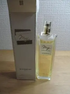 値下げ♪GIVENCHYジバンシー HOT ホットクチュール 廃盤 100ml - メルカリ