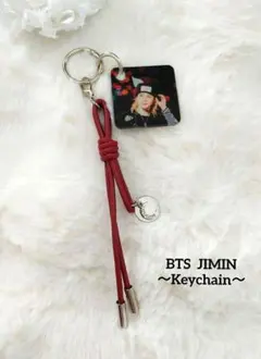 ✤新品✤ ジミン JIMIN アクリルフォトキーリング レザー&☾チャーム【C】 ✤新品✤ ジミン JIMIN アクリルフォトキーリング レザー&☾チャーム